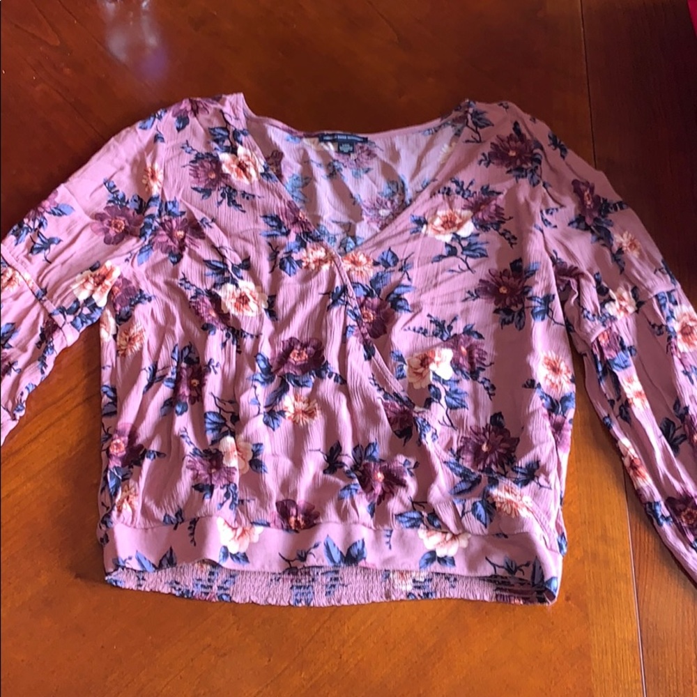 Floral American Eagle blouse